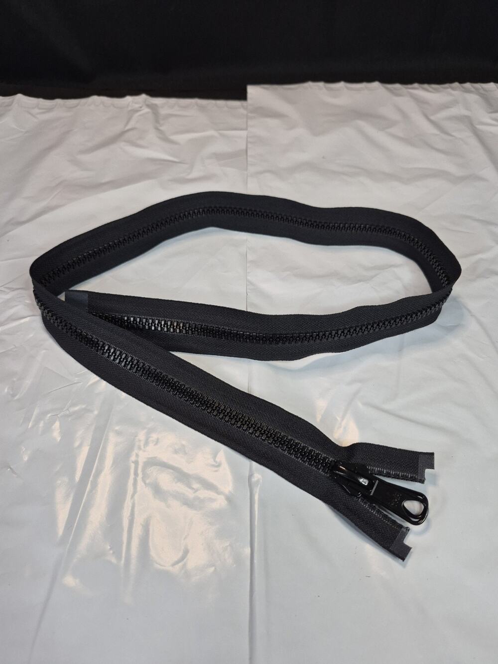 YKK #10 Reversible Zippers Double Metal Pull Plastic Teeth Black 36" Brand New